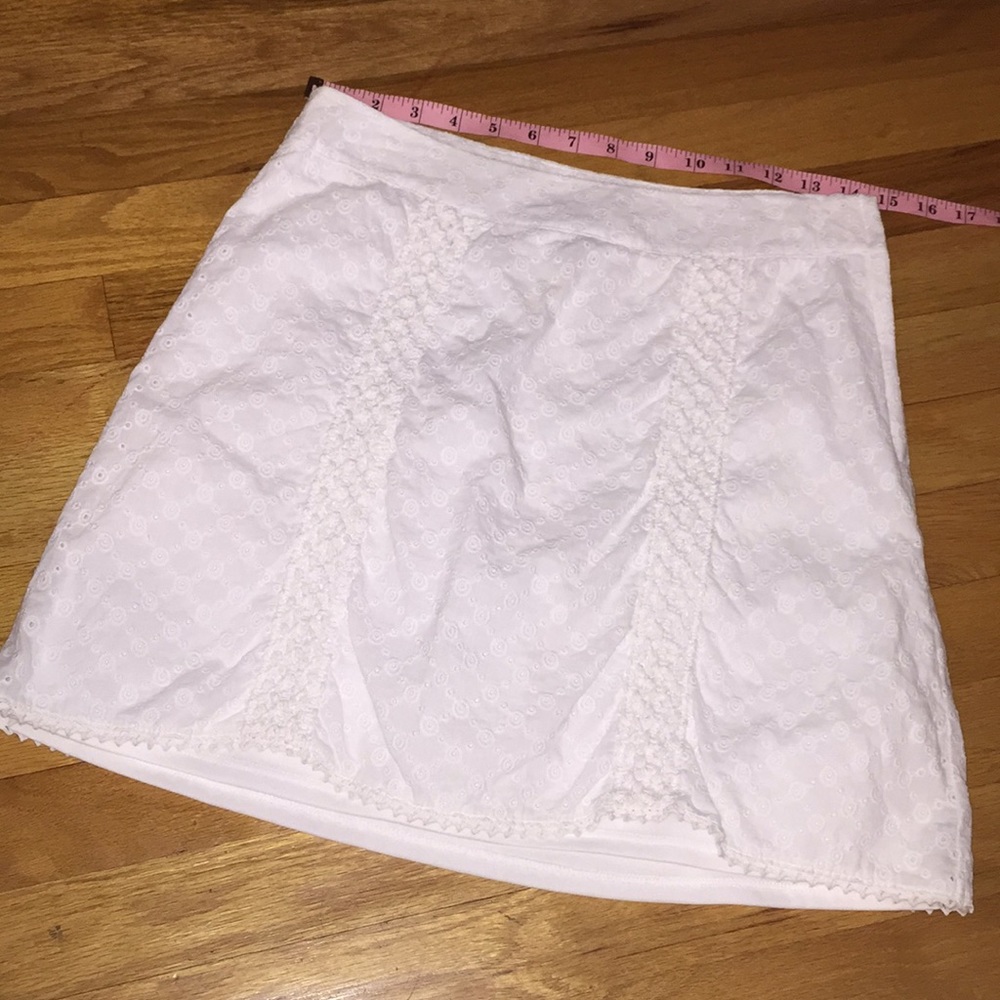 Wrapper 100% lined cotton eyelet 15" waist
